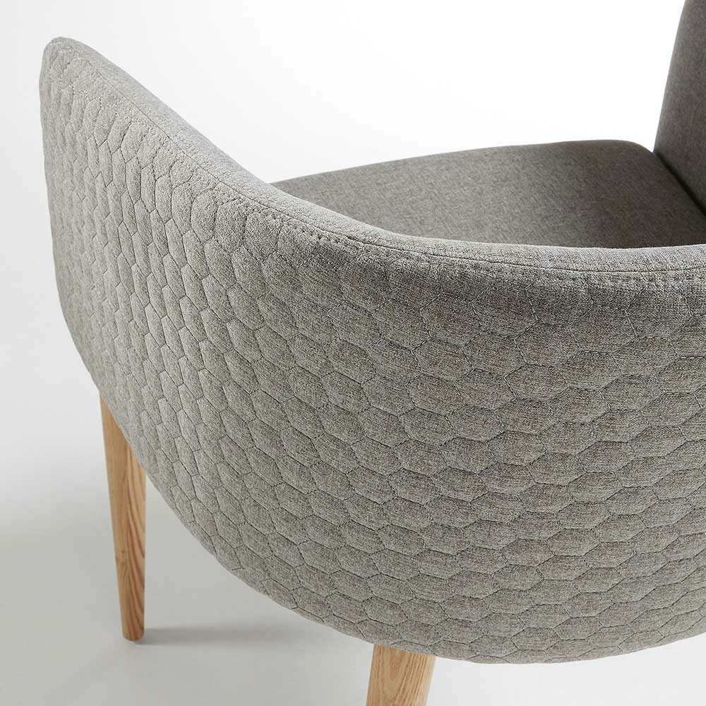 Hellgrauer Armlehnstuhl halbrund Vabastien mit Gestell Esche Natur Hellgrauer Armlehnstuhl Halbrund Vabastien Mit Gestell Esche Natur -Dariana shop hellgrauer armlehnstuhl halbrund mit gestell esche natur vabastien 04